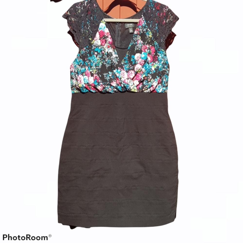 Nicole Miller Floral Dress sz.16